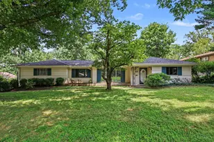 8590 Lynnehaven Dr, Amberley, OH 45236 - Photo 1