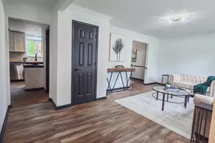 6558 Thunderhill Ln, Delhi Township, OH 45233 - Photo 6
