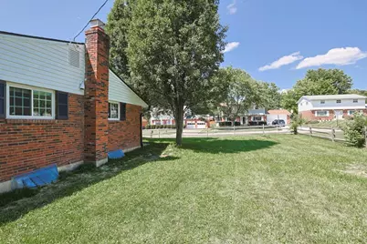 8475 Summitridge Drive, Anderson Township, OH 45255 - Photo 32