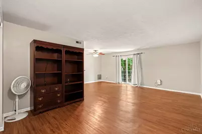 5788 Ashby Court, Milford, OH 45150 - Photo 2
