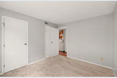 5788 Ashby Court, Milford, OH 45150 - Photo 8
