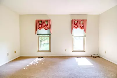 5803 Mt Vernon Drive, Miami Township, OH 45150 - Photo 6