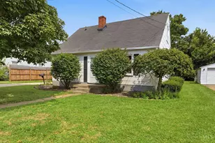 911 Ellen Dr, Middletown, OH 45042 - Photo 2