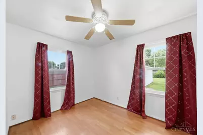 911 Ellen Drive, Middletown, OH 45042 - Photo 12