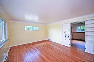 1051 Roxie Ln, Cincinnati, OH 45224 - Photo 10