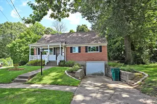 1051 Roxie Ln, Cincinnati, OH 45224 - Photo 2