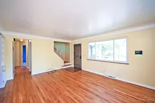 1051 Roxie Ln, Cincinnati, OH 45224 - Photo 12