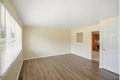 766 Hargrove Way, Forest Park, OH 45240 - Photo 6