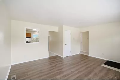 766 Hargrove Way, Forest Park, OH 45240 - Photo 8