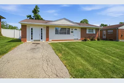766 Hargrove Way, Forest Park, OH 45240 - Photo 2