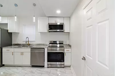 415 Pershing Avenue, Lockland, OH 45215 - Photo 8