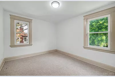 209 Wedgewood Avenue, Cincinnati, OH 45217 - Photo 18