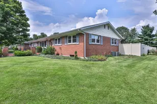 1695 Hillcrest Ave, Union Twp, OH 45177 - Photo 2