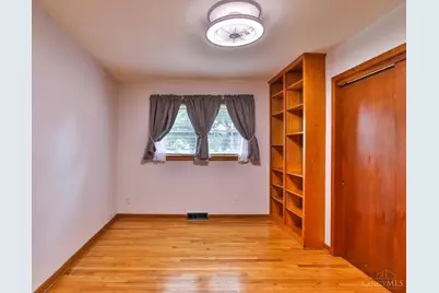 1695 Hillcrest Avenue, Union Twp, OH 45177 - Photo 22