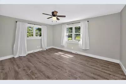 8261 Morrow Cozaddale Road, Hamilton Township, OH 45152 - Photo 22