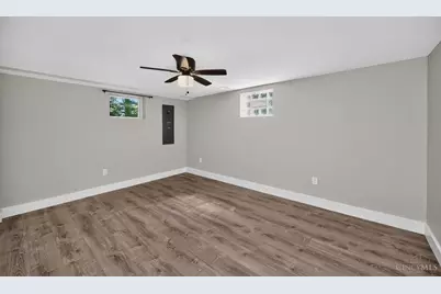 8261 Morrow Cozaddale Road, Hamilton Township, OH 45152 - Photo 32