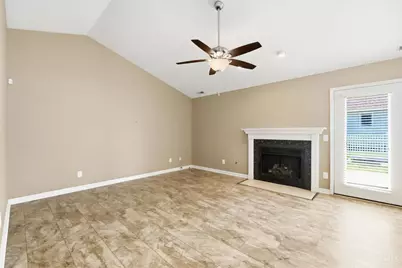 601 Quiet Creek Court, Wilmington, OH 45177 - Photo 4