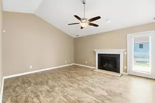 601 Quiet Creek Ct, Wilmington, OH 45177 - Photo 4
