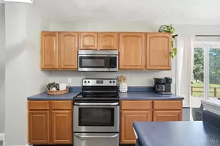 7894 Wilderness Way, Hamilton Township, OH 45039 - Photo 16