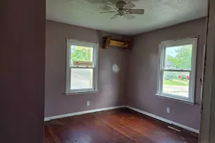 1944 Parkamo Ave, Fairfield Township, OH 45015 - Photo 4