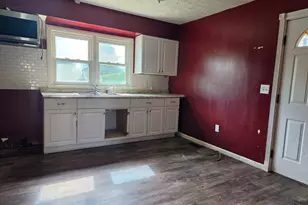 1944 Parkamo Ave, Fairfield Township, OH 45015 - Photo 2
