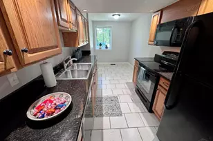 7488 Graystone Ct, West Chester, OH 45069 - Photo 6