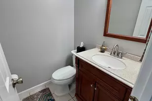 7488 Graystone Ct, West Chester, OH 45069 - Photo 8