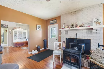 1129 Watkins Road, Jamestown, OH 45335 - Photo 4