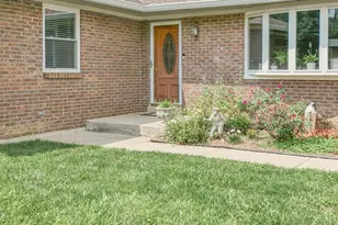 302 Apache Trail, Miami Township, OH 45140 - Photo 2