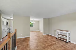 1492 Kingsbury Dr, Forest Park, OH 45240 - Photo 6