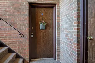1110 Eagle Feather Cir, West Carrollton, OH 45449 - Photo 8