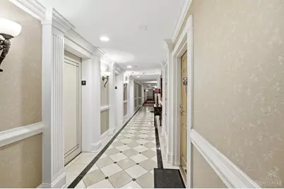 2200 Victory Parkway #905, Cincinnati, OH 45206 - Photo 8