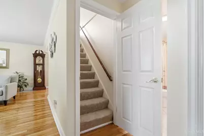 6327 Stover Avenue, Golf Manor, OH 45237 - Photo 18