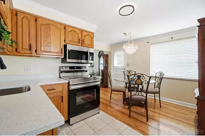 6327 Stover Avenue, Golf Manor, OH 45237 - Photo 10