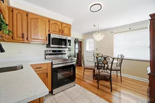 6327 Stover Ave, Golf Manor, OH 45237 - Photo 10