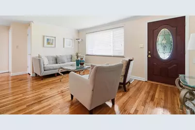 6327 Stover Avenue, Golf Manor, OH 45237 - Photo 6