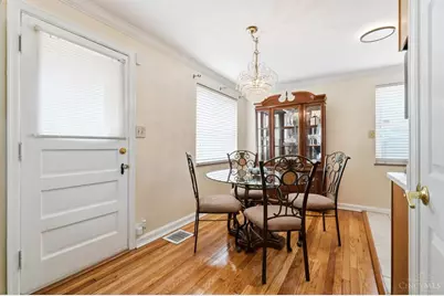 6327 Stover Avenue, Golf Manor, OH 45237 - Photo 8