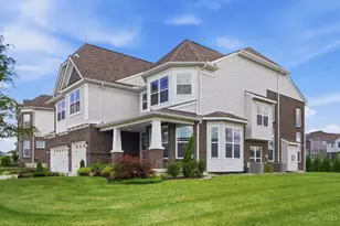 9412 Sunstone Dr, West Chester, OH 45241 - Photo 2