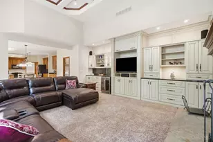 6641 Miami Trails Dr, Loveland, OH 45140 - Photo 24