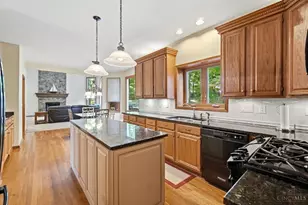 6641 Miami Trails Dr, Loveland, OH 45140 - Photo 16