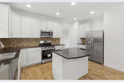 8437 Sea Mist Court, West Chester, OH 45069 - Photo 20