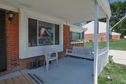 451 Blossom Lane, Union Township, OH 45244 - Photo 4