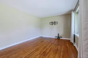 451 Blossom Ln, Union Township, OH 45244 - Photo 6