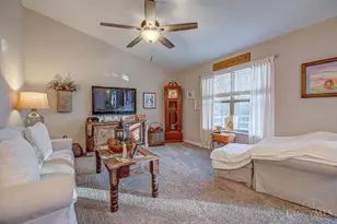 1211 Redbud Cir, Germantown, OH 45327 - Photo 6