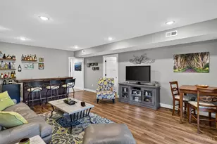 5749 Sanctuary Pl, Cincinnati, OH 45230 - Photo 14