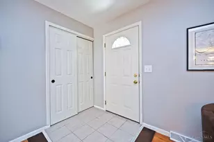 6040 Seiler Dr, Green Township, OH 45239 - Photo 6