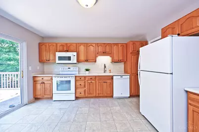 6040 Seiler Drive, Cincinnati, OH 45239 - Photo 14