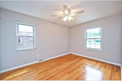 6040 Seiler Drive, Cincinnati, OH 45239 - Photo 24