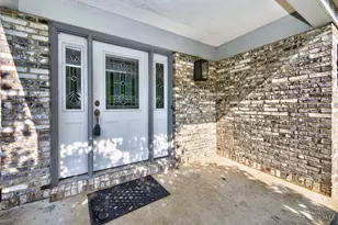 191 Cedarbrook Dr, Loveland, OH 45140 - Photo 4