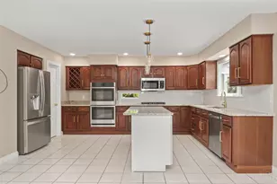 7147 Brightwaters Ct, Liberty Township, OH 45011 - Photo 12